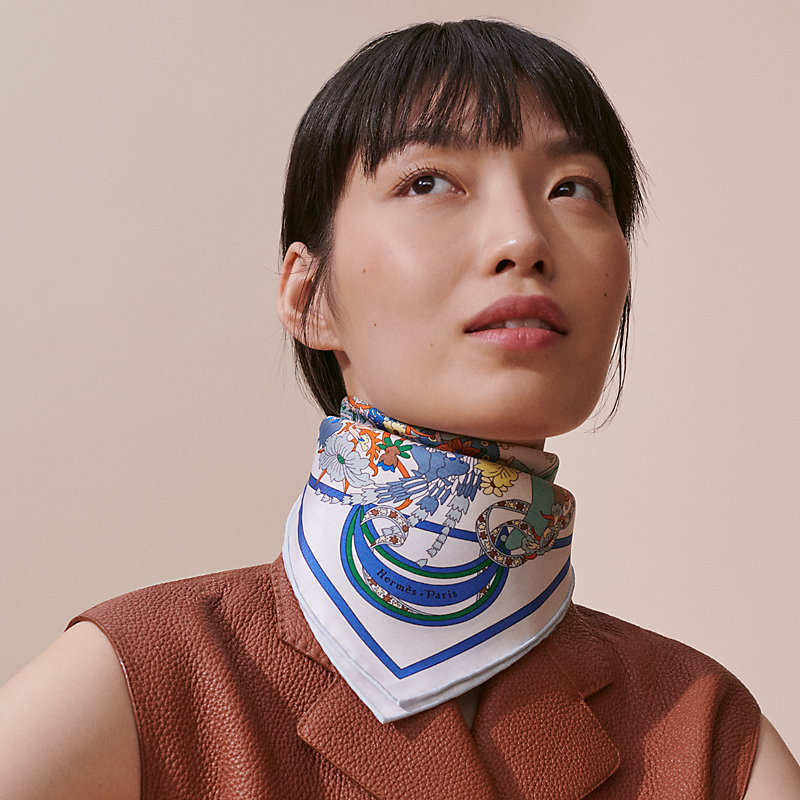 ガヴロッシュ 45 《春の舞》 - ブルー | Hermès - エルメス-公式サイト